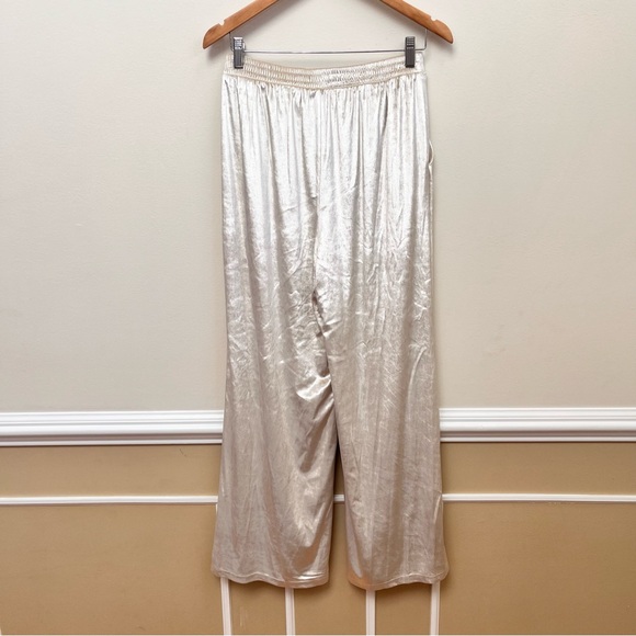 Christian Lacroix Silky Velvet Pajama Set NWT - Picture 8 of 8